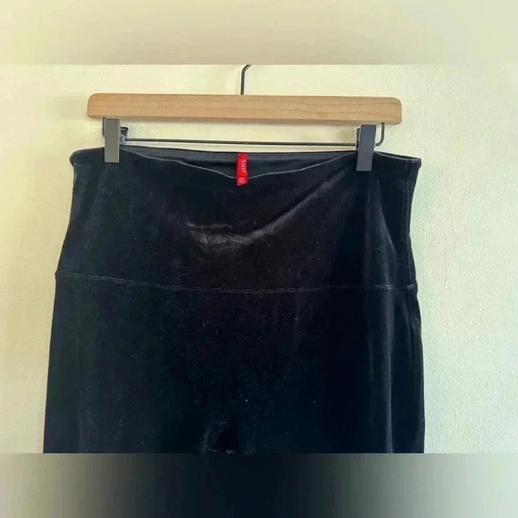 SPANX Velvet Leggings Black Stretch Shapewear Bodycon High Waist Versatile - Picture 10 of 10